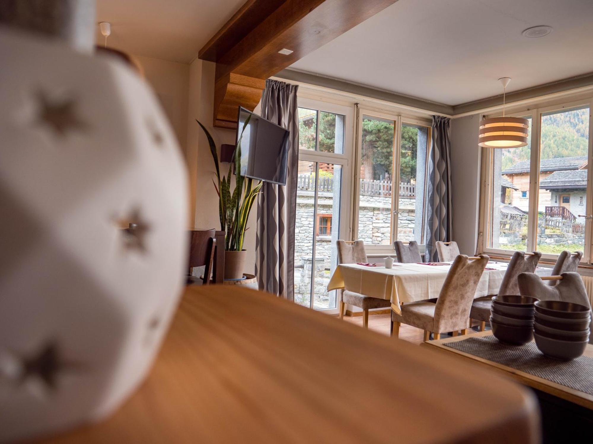 Hotel Le Besso - Swiss Romantic Lodge צינאל מראה חיצוני תמונה